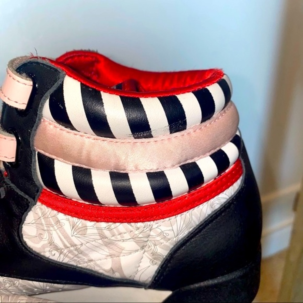 Ladies Hightop Reebok Classics - Picture 5 of 6
